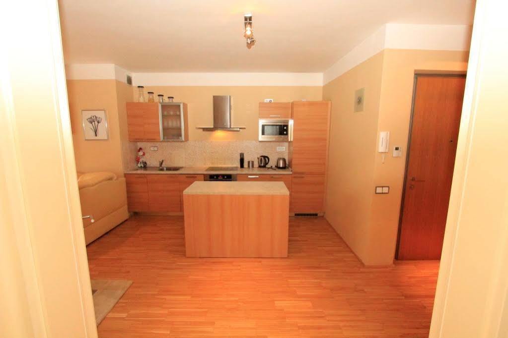 Luxury Apartment River Diamond Residence Prága Kültér fotó