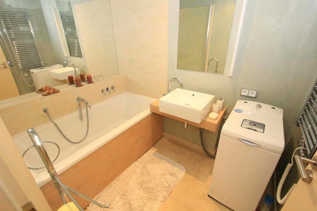 Luxury Apartment River Diamond Residence Prága Kültér fotó