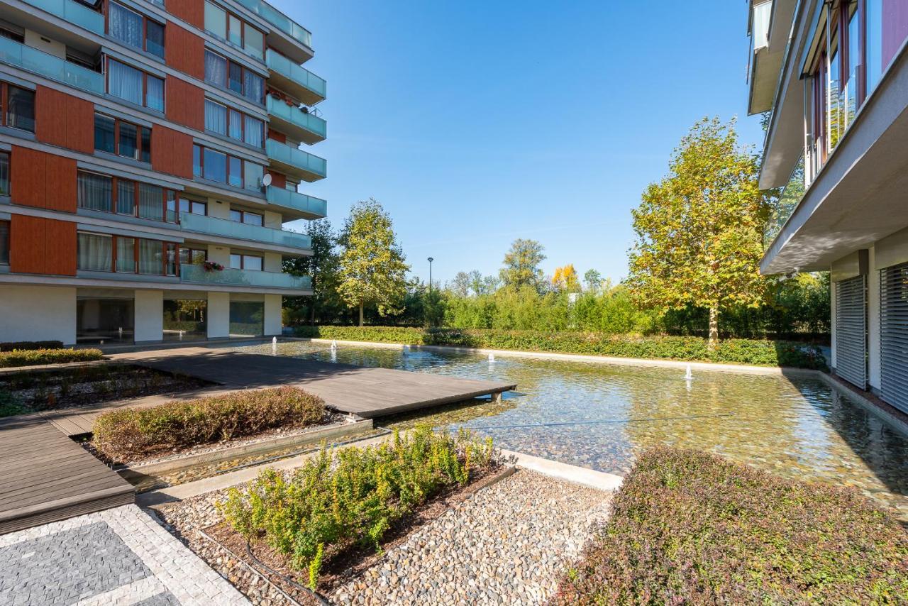 Luxury Apartment River Diamond Residence Prága Kültér fotó
