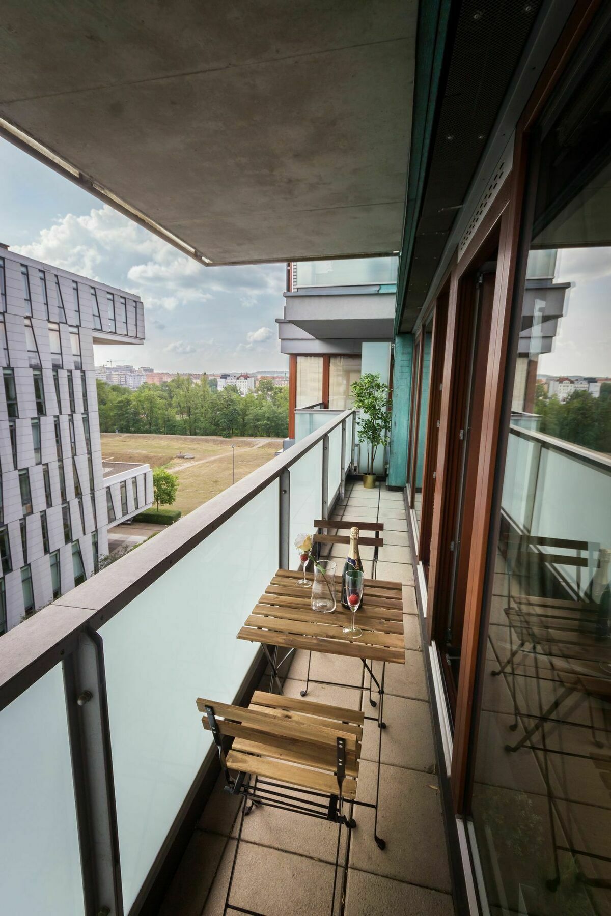 Luxury Apartment River Diamond Residence Prága Kültér fotó